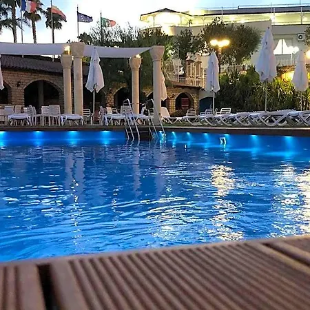 Il Castello 4*